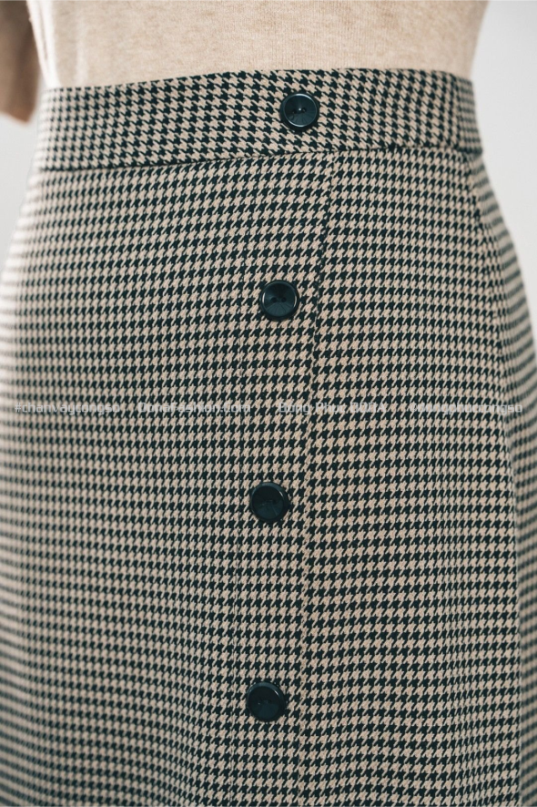 CHÂN VÁNG DÁNG A XẺ CÚC